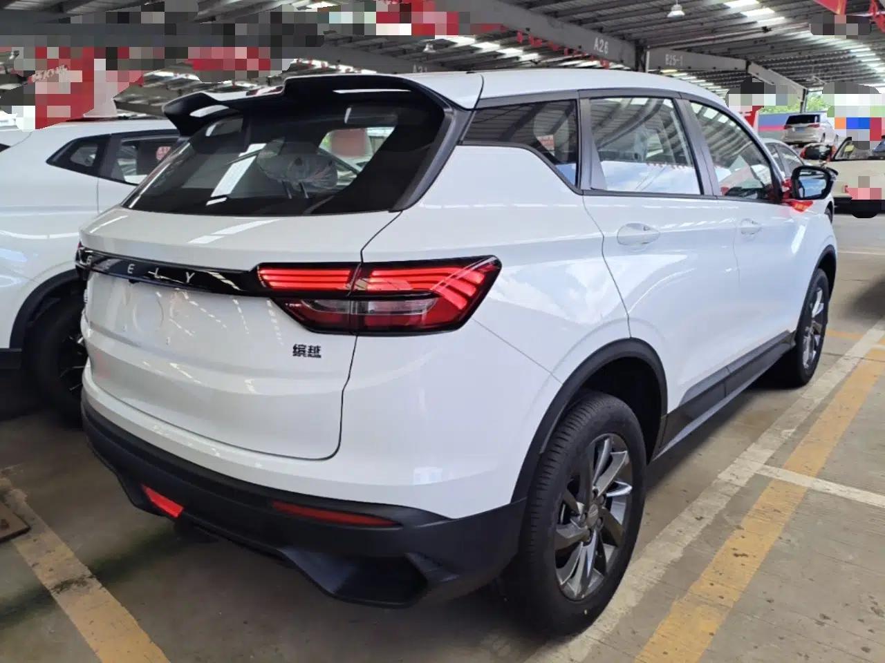 Geely Auto Coolray 2025 1.5L CVT Super Edition — миниатюра 6