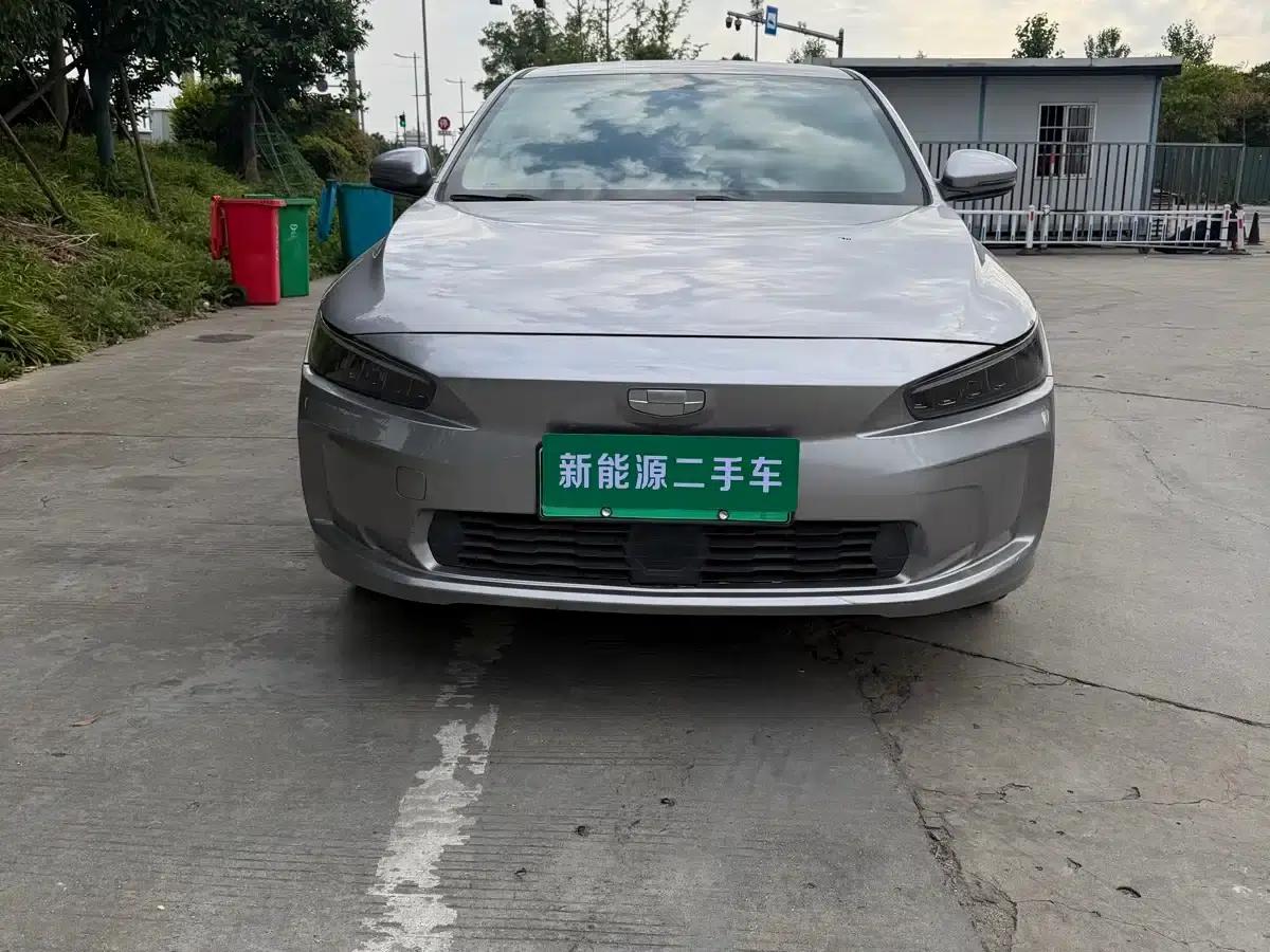 Geely Geometry A 2024 Model 410KM Travel Edition — миниатюра 2