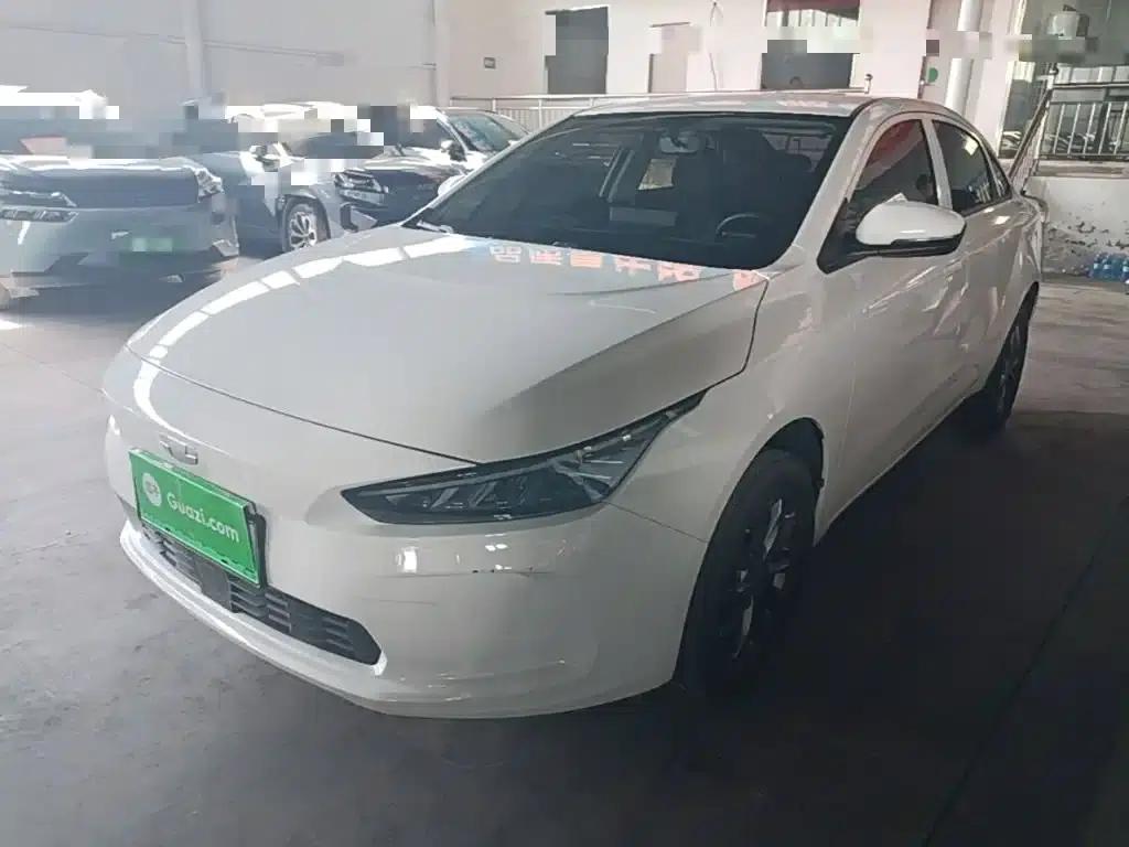 Geely Geometry A 2024 Model 410KM Travel Edition — миниатюра 2