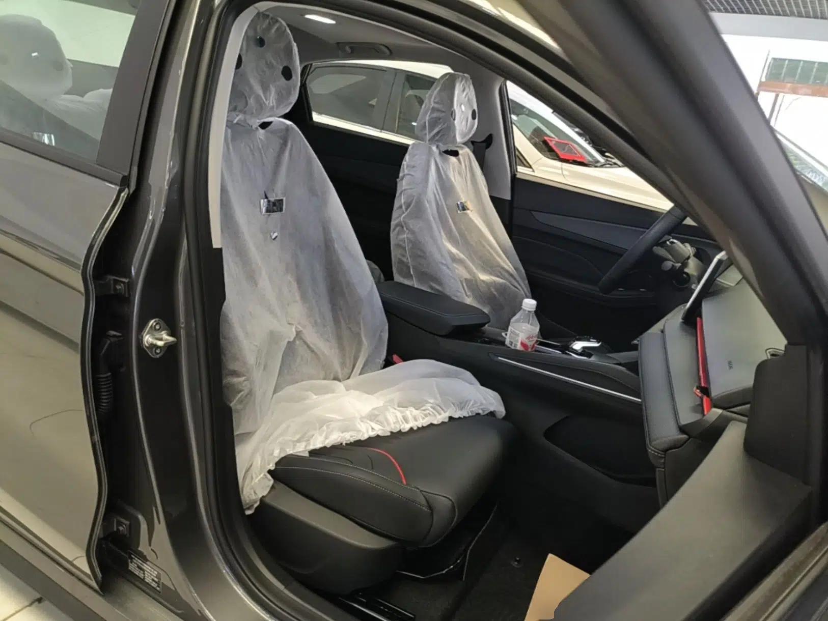 Geely Auto Binray 2024 Binrui COOL 1.5T DCT Longteng Edition — миниатюра 19