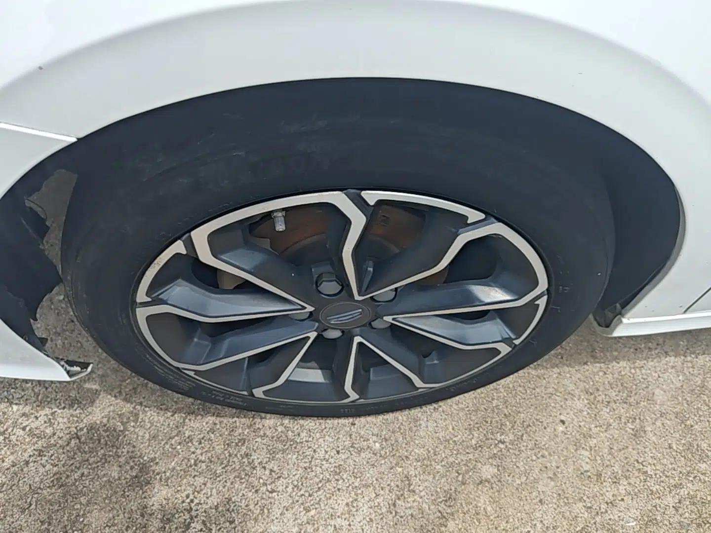 Geely Auto Binray 2021 1.4T CVT Asian Games Edition — миниатюра 10