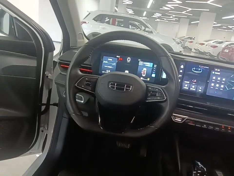 Geely Auto Binray 2024 Binrui COOL 1.5T DCT Longteng Edition — миниатюра 13