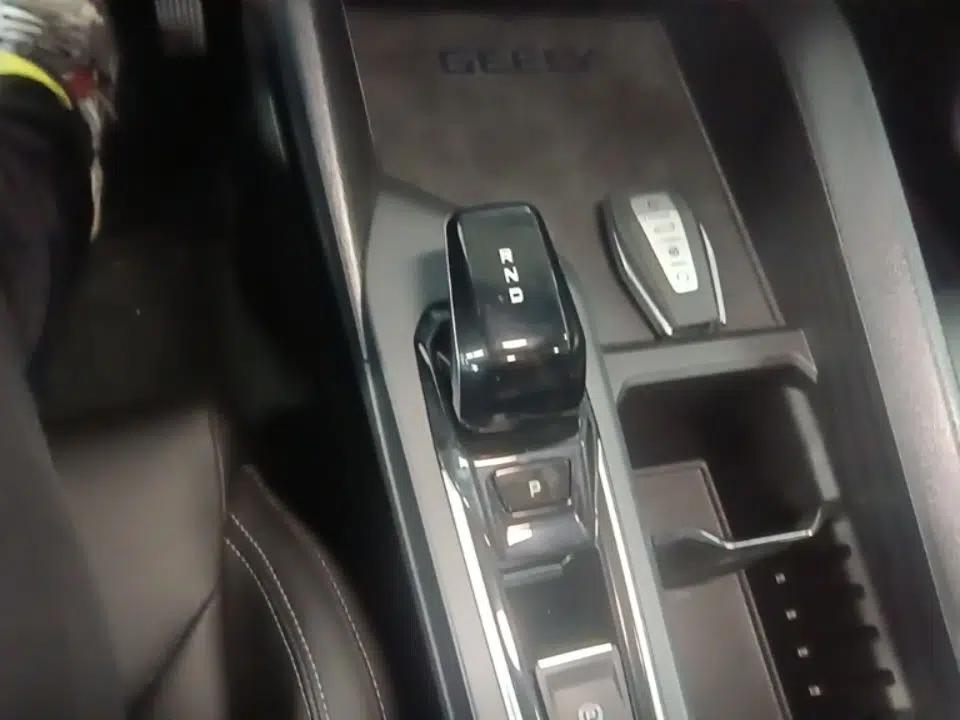Geely Auto Binray 2024 Binrui COOL 1.5T DCT Longteng Edition — миниатюра 16