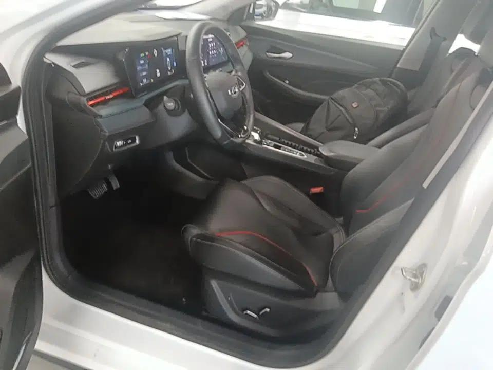 Geely Auto Binray 2024 Binrui COOL 1.5T DCT Longteng Edition — миниатюра 17
