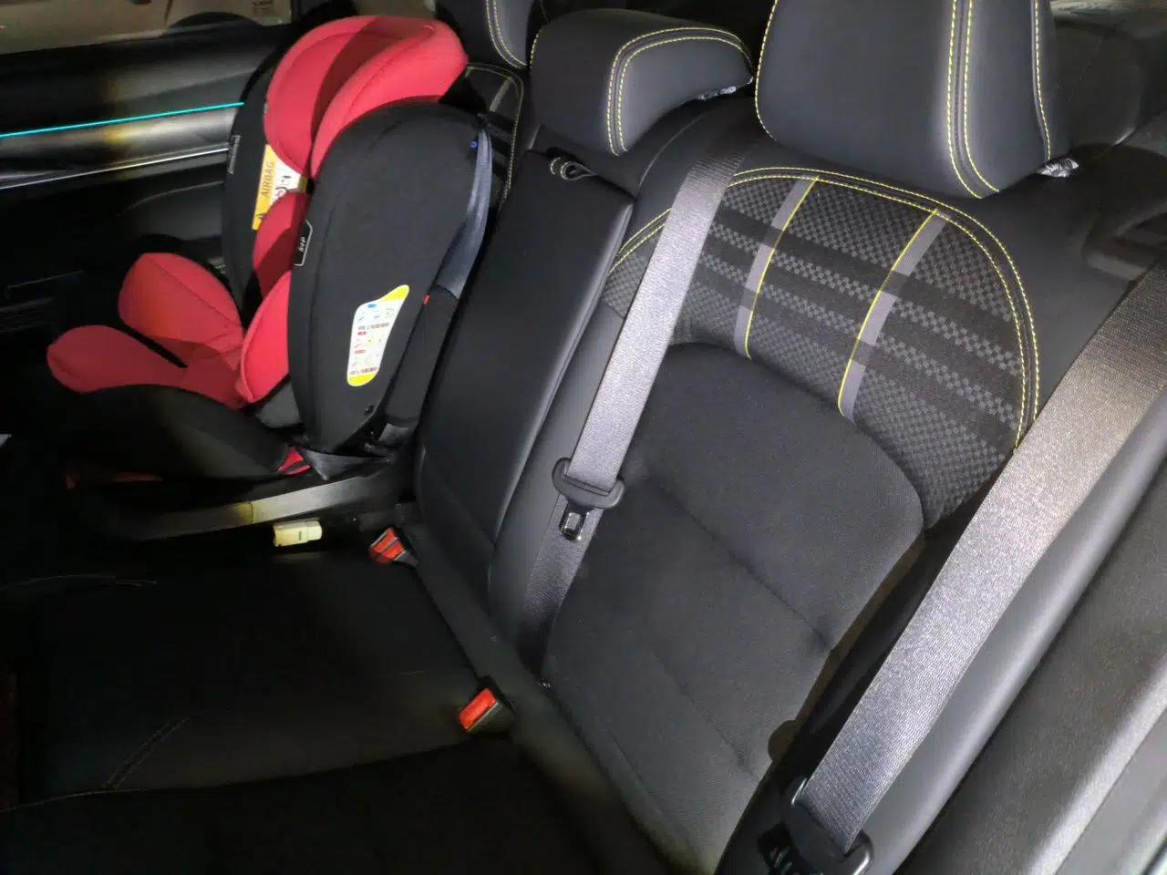 Geely Auto Binray 2021 1.4T CVT Asian Games Edition — миниатюра 17