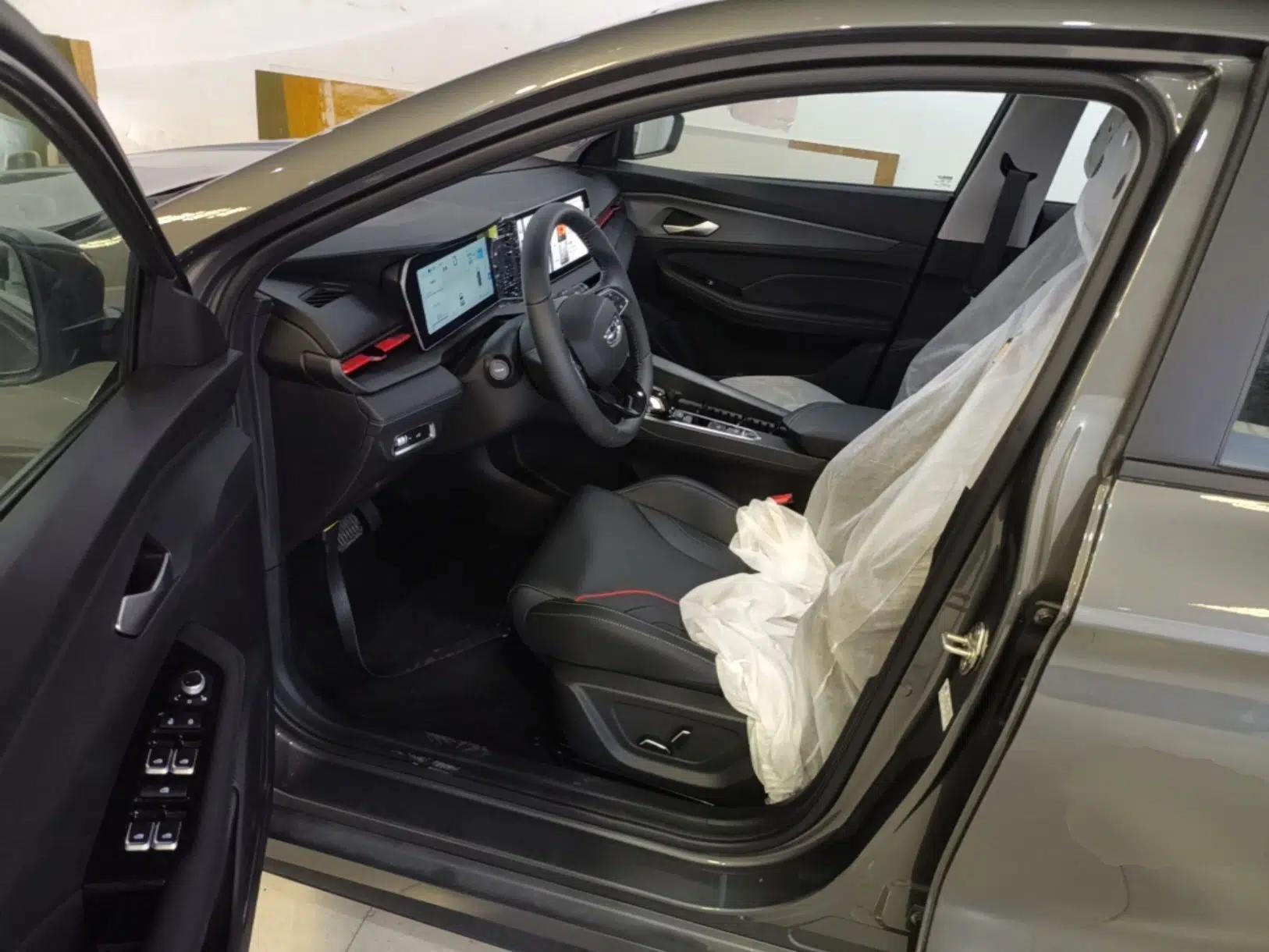Geely Auto Binray 2024 Binrui COOL 1.5T DCT Longteng Edition — миниатюра 18