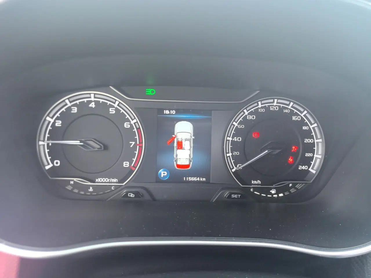 Geely Auto Binray 2021 1.4T CVT F-Sport Edition — миниатюра 11