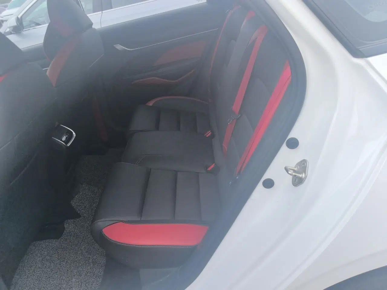 Geely Auto Binray 2021 1.4T CVT F-Sport Edition — миниатюра 17
