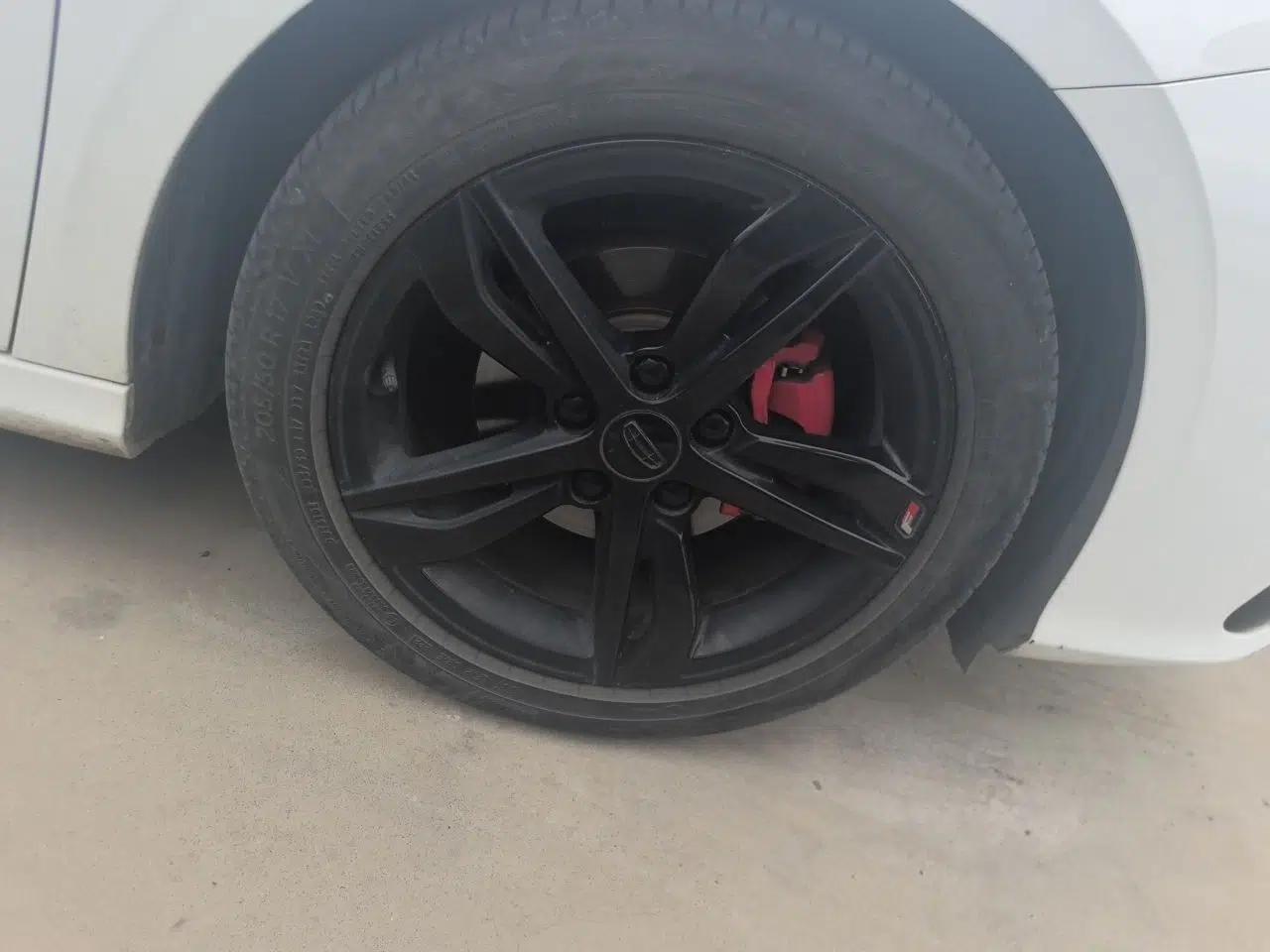 Geely Auto Binray 2021 1.4T CVT F-Sport Edition — миниатюра 8
