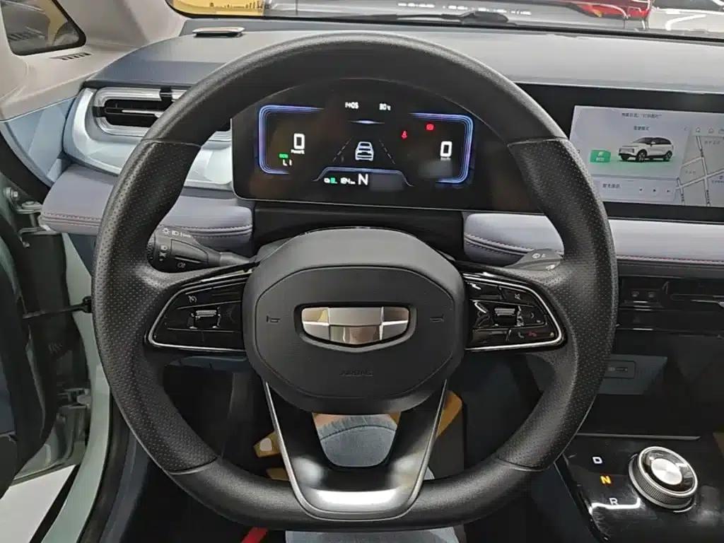Geely Geometry E Firefly 2022 Model 320KM Cute Tiger 4-Seater — миниатюра 11