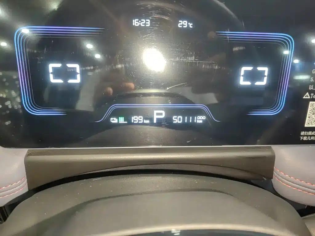 Geely Geometry E Firefly 2022 Model 401KM Linglong Tiger 4-Seater — миниатюра 12
