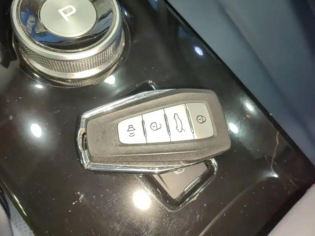 Geely Geometry E Firefly 2022 Model 401KM Linglong Tiger 4-Seater — миниатюра 9