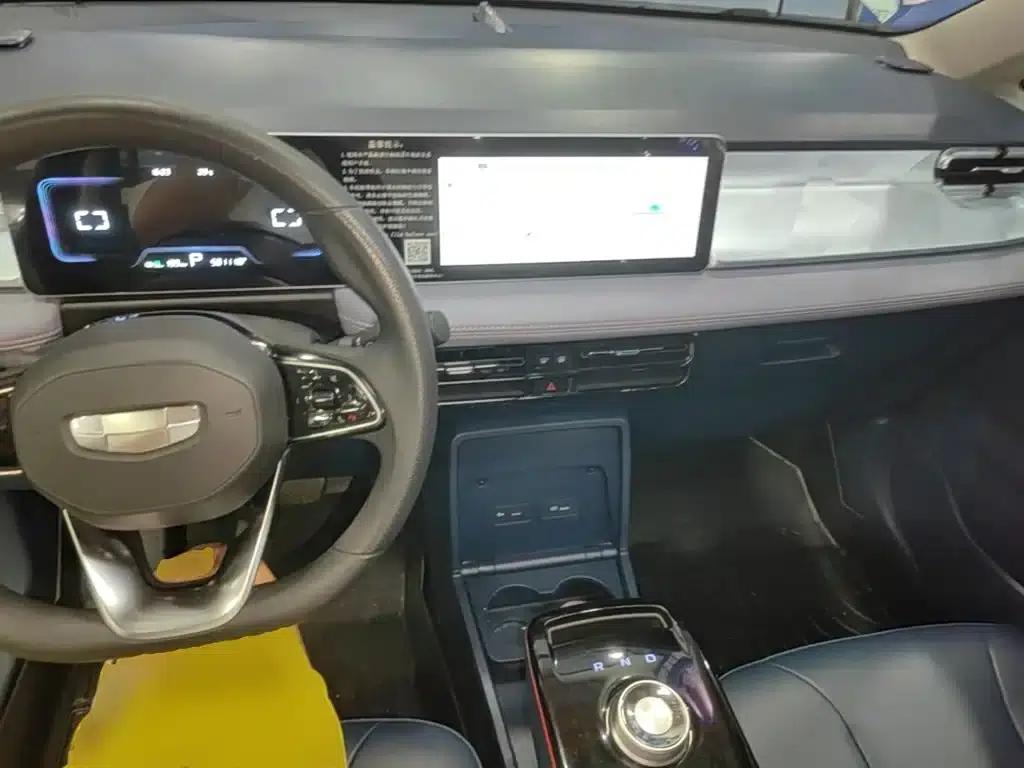 Geely Geometry E Firefly 2022 Model 401KM Linglong Tiger 4-Seater — миниатюра 10
