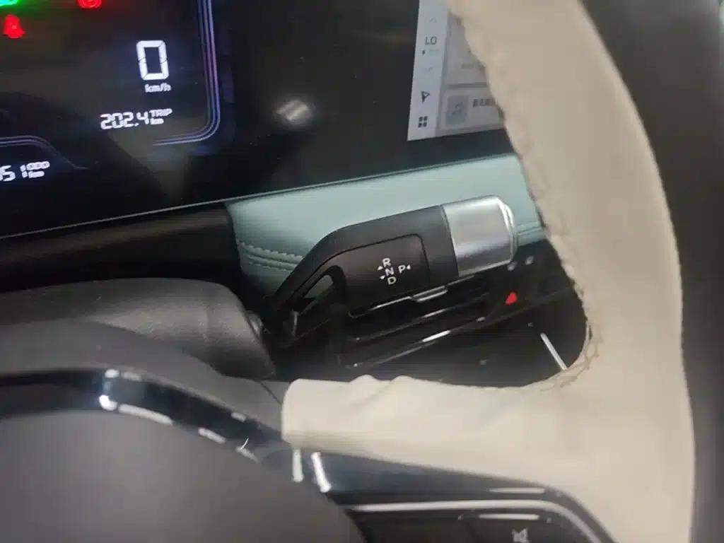Geely Geometry E Firefly 2024 Model, 301km/h, Starlight — миниатюра 14