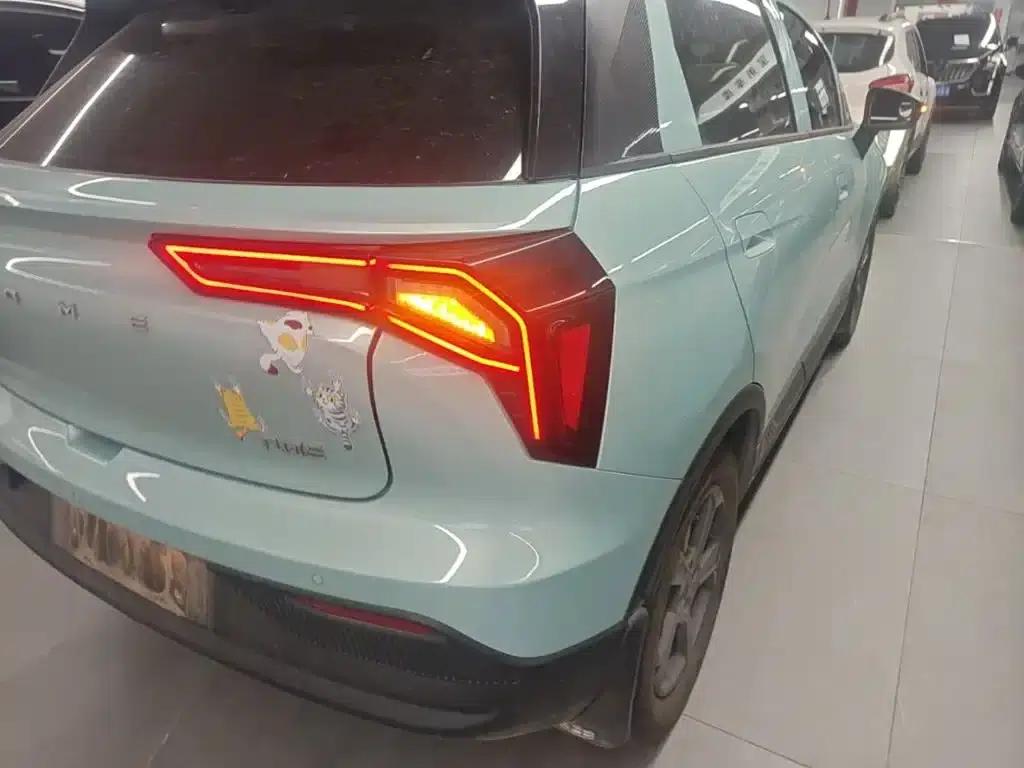 Geely Geometry E Firefly 2024 Model, 301km/h, Starlight — миниатюра 8