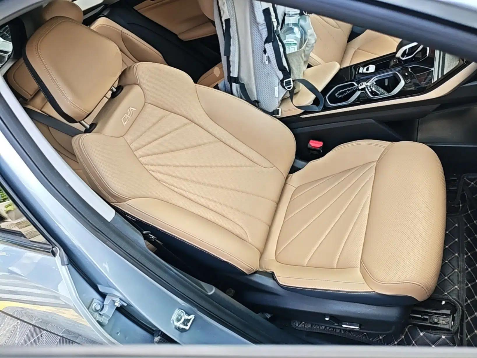 Geely Auto FX11 2023 1.5TD DCT Prestige Edition — миниатюра 19