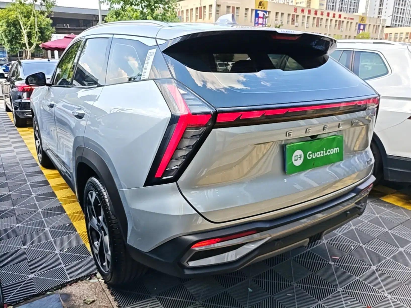 Geely Auto FX11 2023 1.5TD DCT Prestige Edition — миниатюра 4