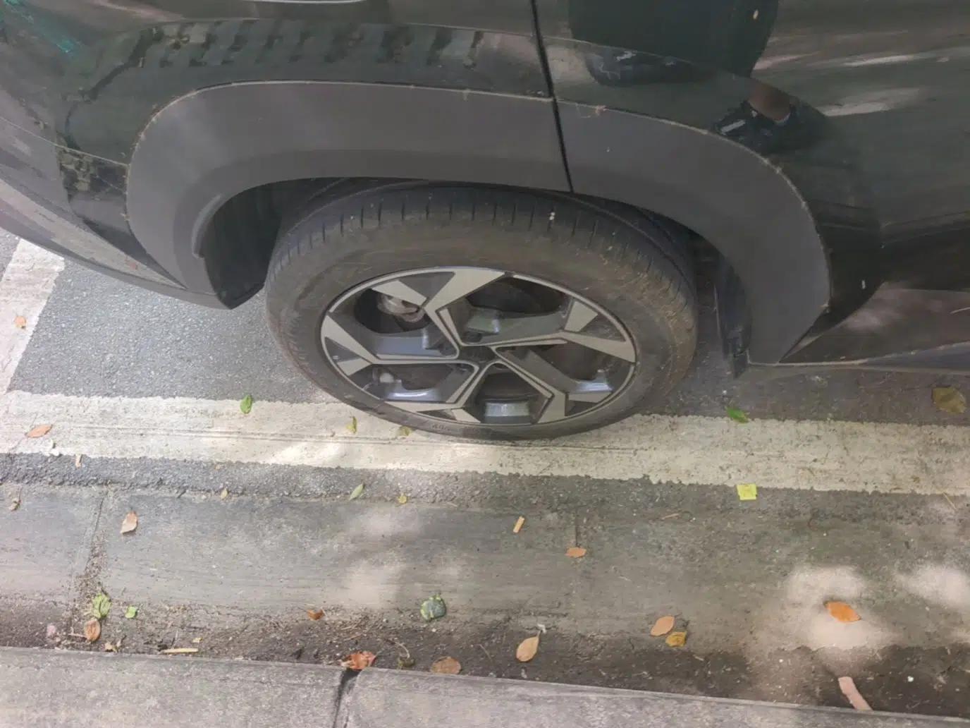 Geely Auto FX11 2023 1.5TD DCT Glory Edition — миниатюра 11