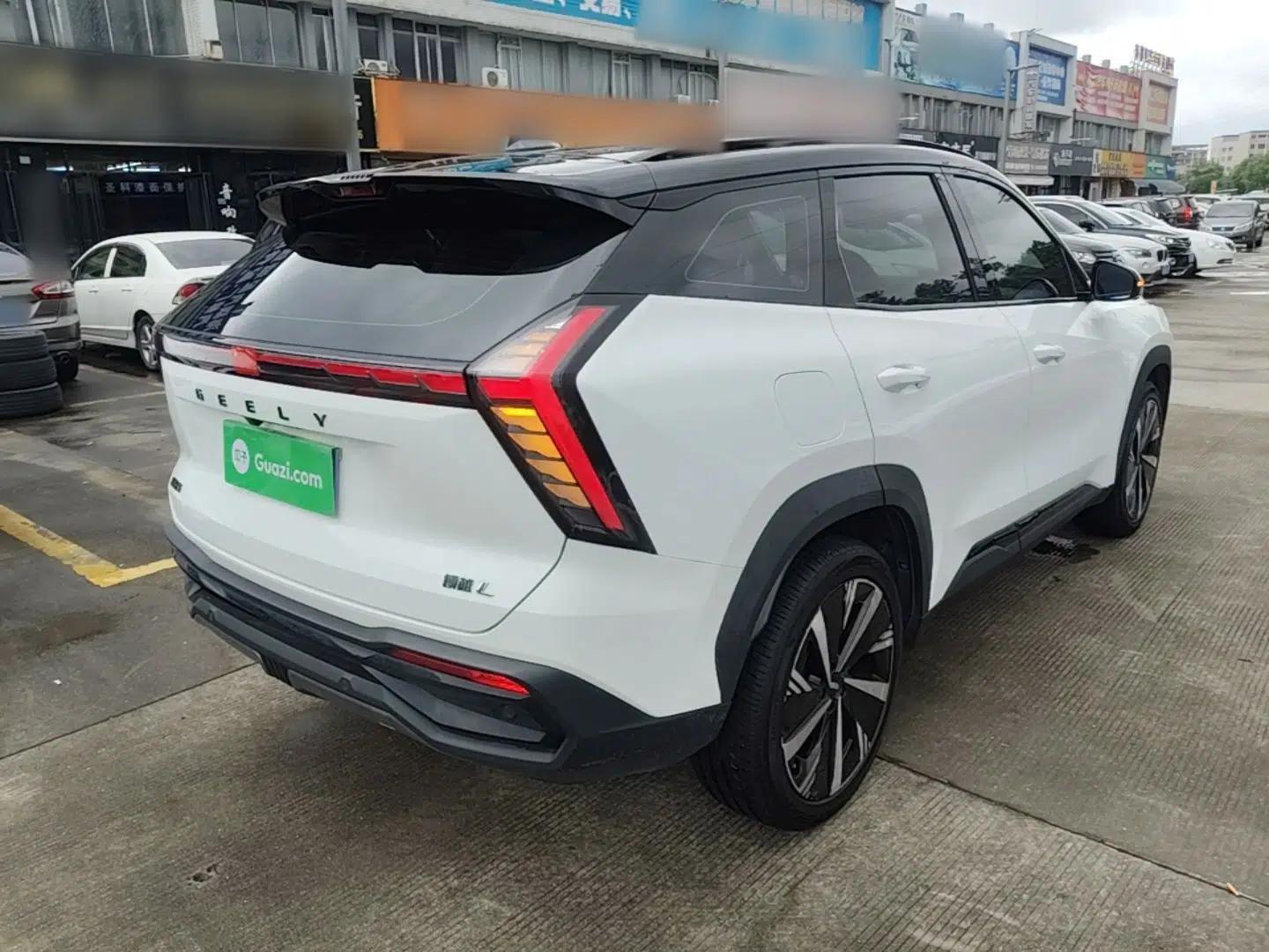 Geely Auto FX11 2023 1.5TD DCT Prestige Edition — миниатюра 6