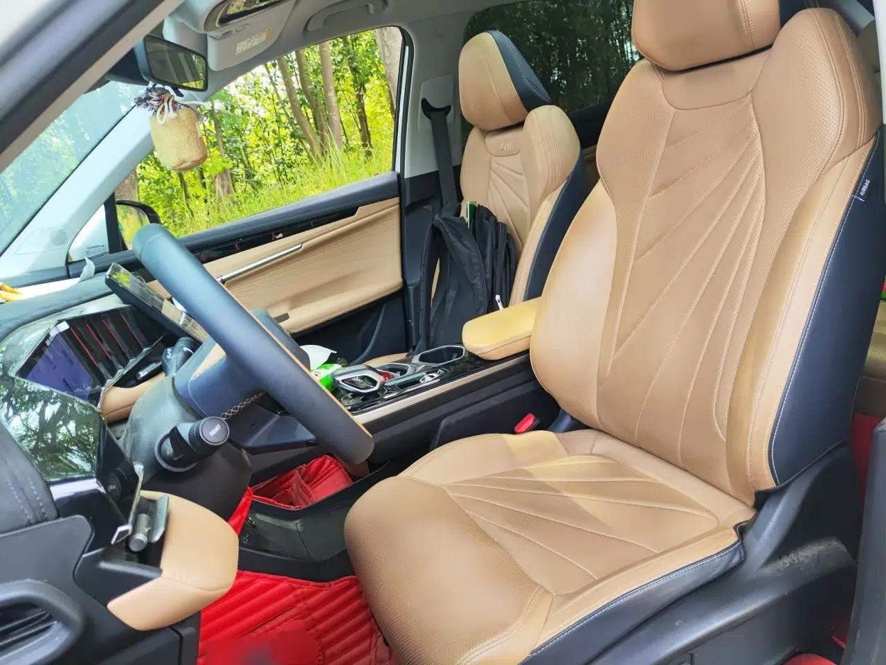 Geely Auto FX11 2023 1.5TD DCT Prestige Edition — миниатюра 15