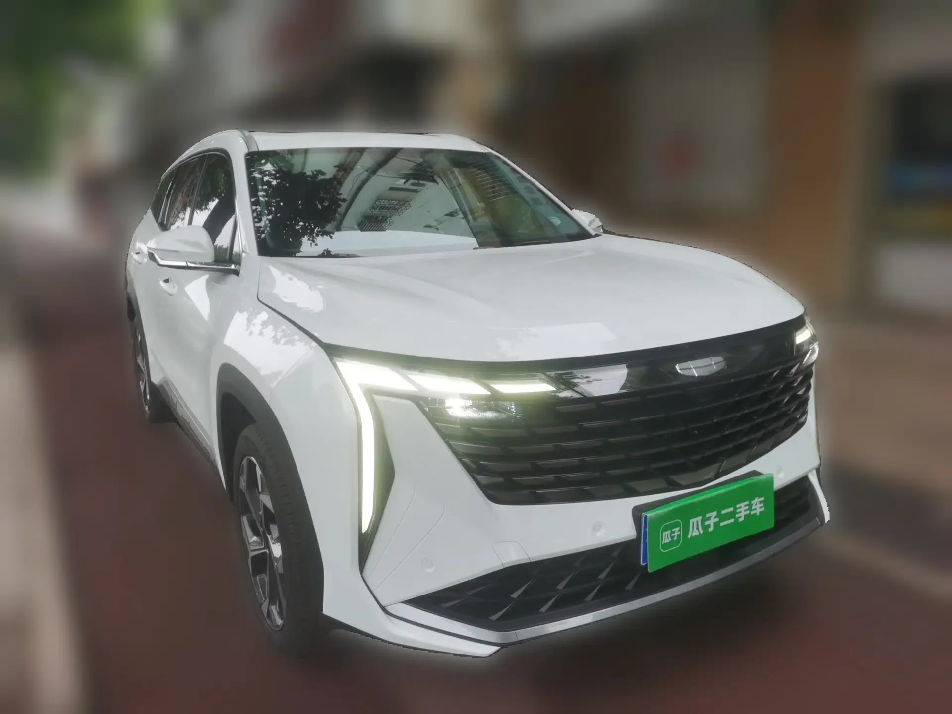 Geely Auto FX11 2023 1.5TD DCT Prestige Edition — миниатюра 3