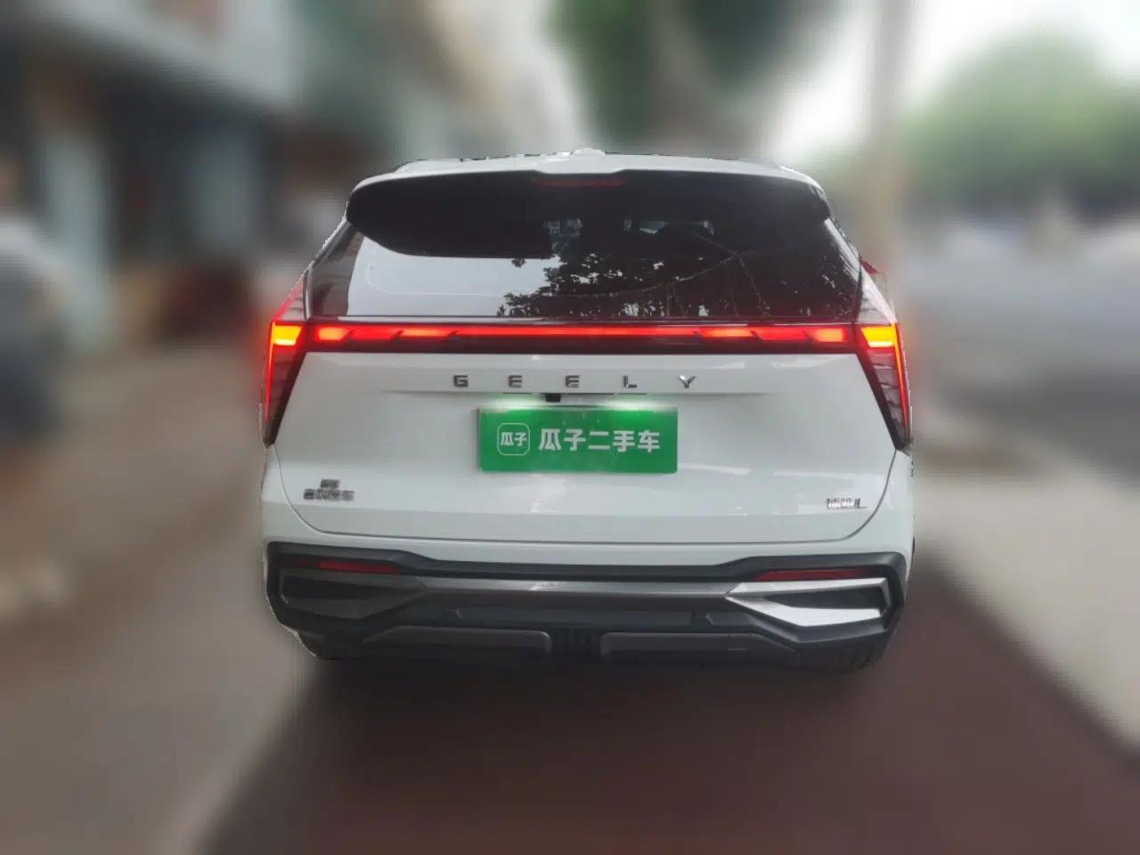 Geely Auto FX11 2023 1.5TD DCT Prestige Edition — миниатюра 5