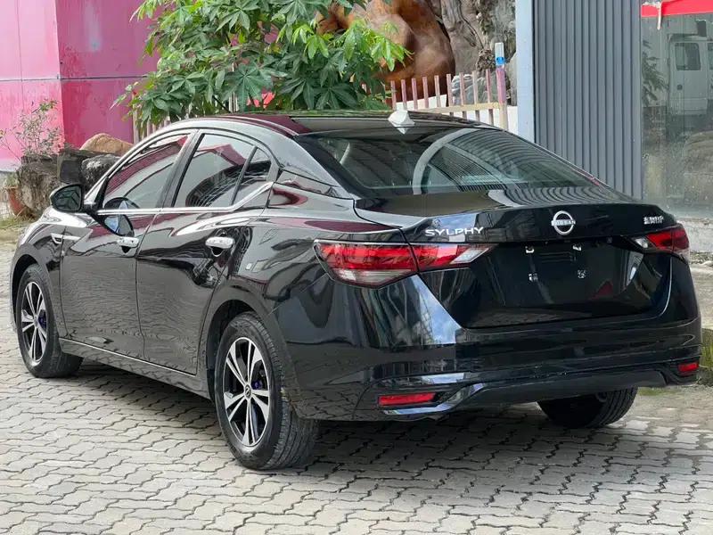 Nissan Sylphy 2023 1.6L CVT Smart Driving Edition — миниатюра 4