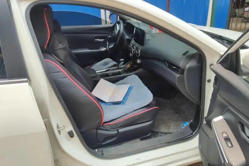 Nissan Sylphy 2021 1.6L XL CVT Enjoy Edition — миниатюра 11