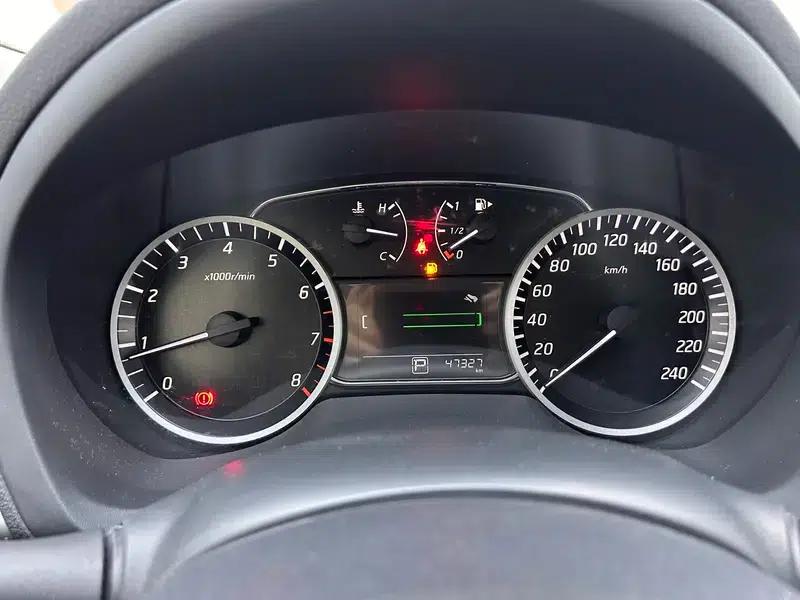 Nissan Sylphy 2022 Classic 1.6 XL CVT Luxury Edition — миниатюра 15