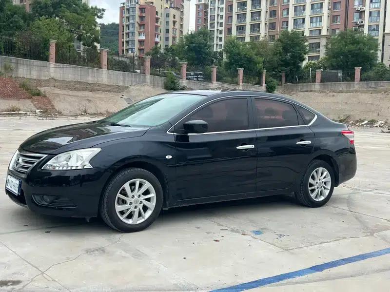Nissan Sylphy 2014 1.6XV CVT Premium Edition — миниатюра 1