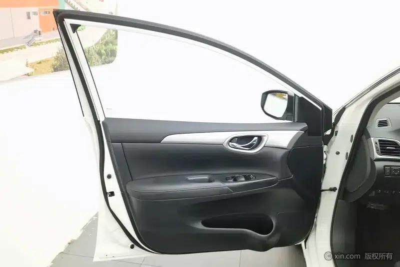 Nissan Sylphy 2024 Classic 1.6L XE CVT Comfort Edition — миниатюра 22