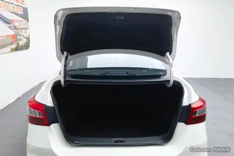 Nissan Sylphy 2024 Classic 1.6L XE CVT Comfort Edition — миниатюра 24