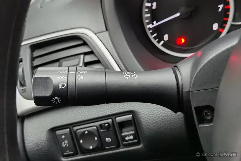 Nissan Sylphy 2024 Classic 1.6L XE CVT Comfort Edition — миниатюра 15
