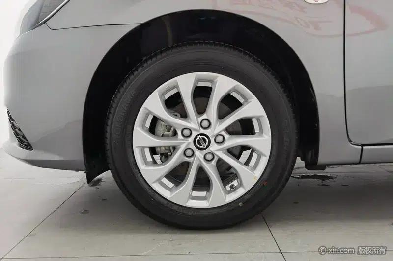 Nissan Sylphy 2024 Classic 1.6L XE CVT Comfort Edition — миниатюра 9