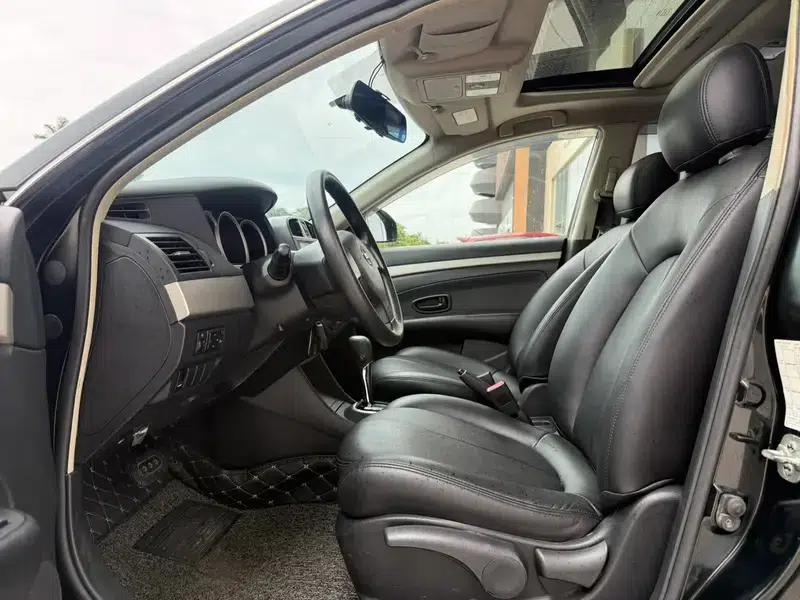 Nissan Sylphy 2018 Classic 1.6XE+ CVT Leading Edition — миниатюра 17