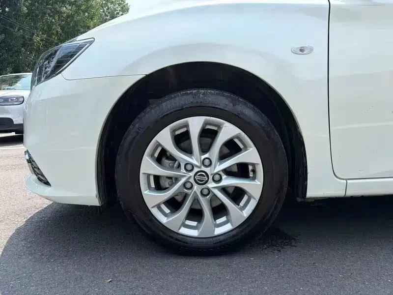Nissan Sylphy 2022 Classic 1.6 XL CVT Luxury Edition — миниатюра 9