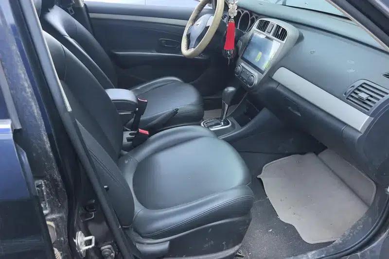 Nissan Sylphy 2018 Classic 1.6XE+ CVT Leading Edition — миниатюра 7