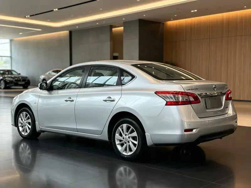 Nissan Sylphy 2012 1.8XE CVT Comfort Edition — миниатюра 4