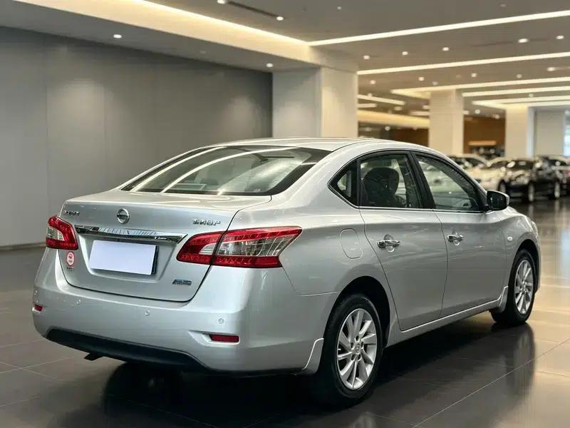 Nissan Sylphy 2012 1.8XE CVT Comfort Edition — миниатюра 6
