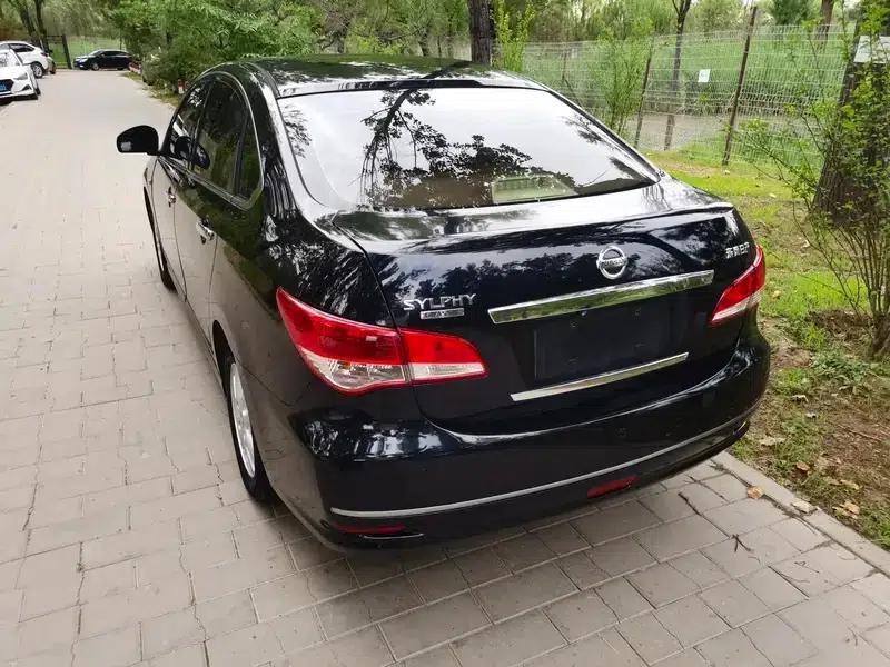 Nissan Sylphy 2012 Classic 1.6XL Automatic Deluxe Edition — миниатюра 4