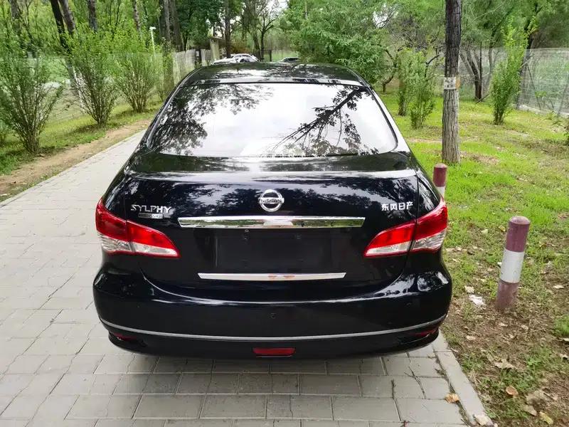 Nissan Sylphy 2012 Classic 1.6XL Automatic Deluxe Edition — миниатюра 5