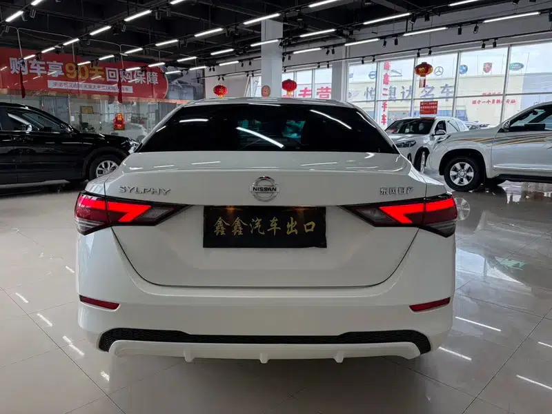 Nissan Sylphy 2022 1.6L XL CVT Enjoy Edition — миниатюра 4