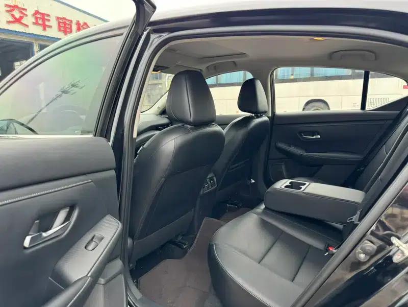 Nissan Sylphy 2020 1.6L XL CVT Enjoy Edition — миниатюра 11