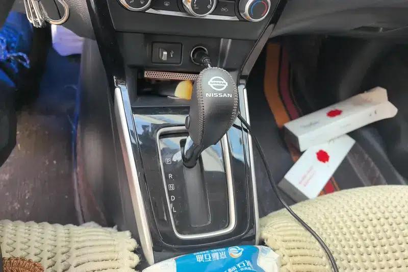 Nissan Sylphy 2022 Facelift Classic 1.6 XL CVT Luxury Edition — миниатюра 15