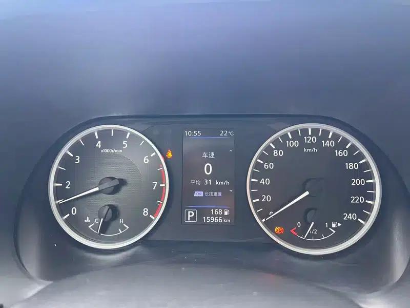 Nissan Sylphy 2022 1.6L XL CVT Enjoy Edition — миниатюра 15