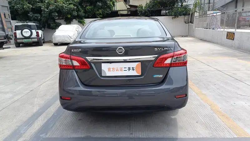 Nissan Sylphy 2012 1.6XE CVT Comfort Edition — миниатюра 6