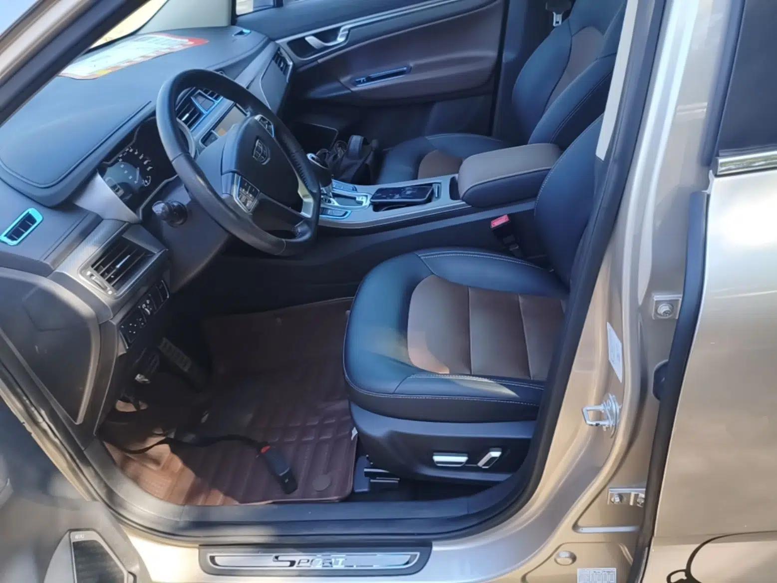 Geely Auto Emgrand GS 2016 Sport Edition 1.3T Automatic ZhenShang Model — миниатюра 17
