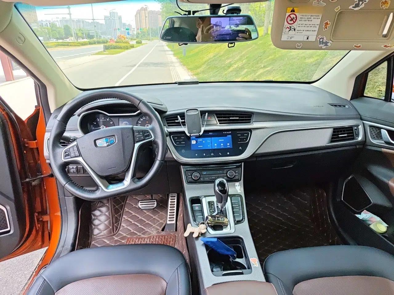 Geely Auto Emgrand GS 2017 Elegant Edition 1.3T Automatic Smart Connectivity Model — миниатюра 9