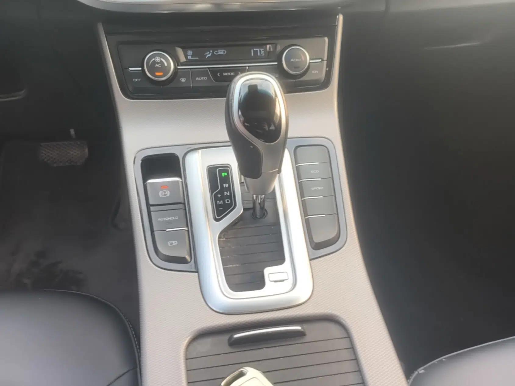 Geely Auto Emgrand GL 2018 1.4T DCT Elite Smart Connectivity Version — миниатюра 16