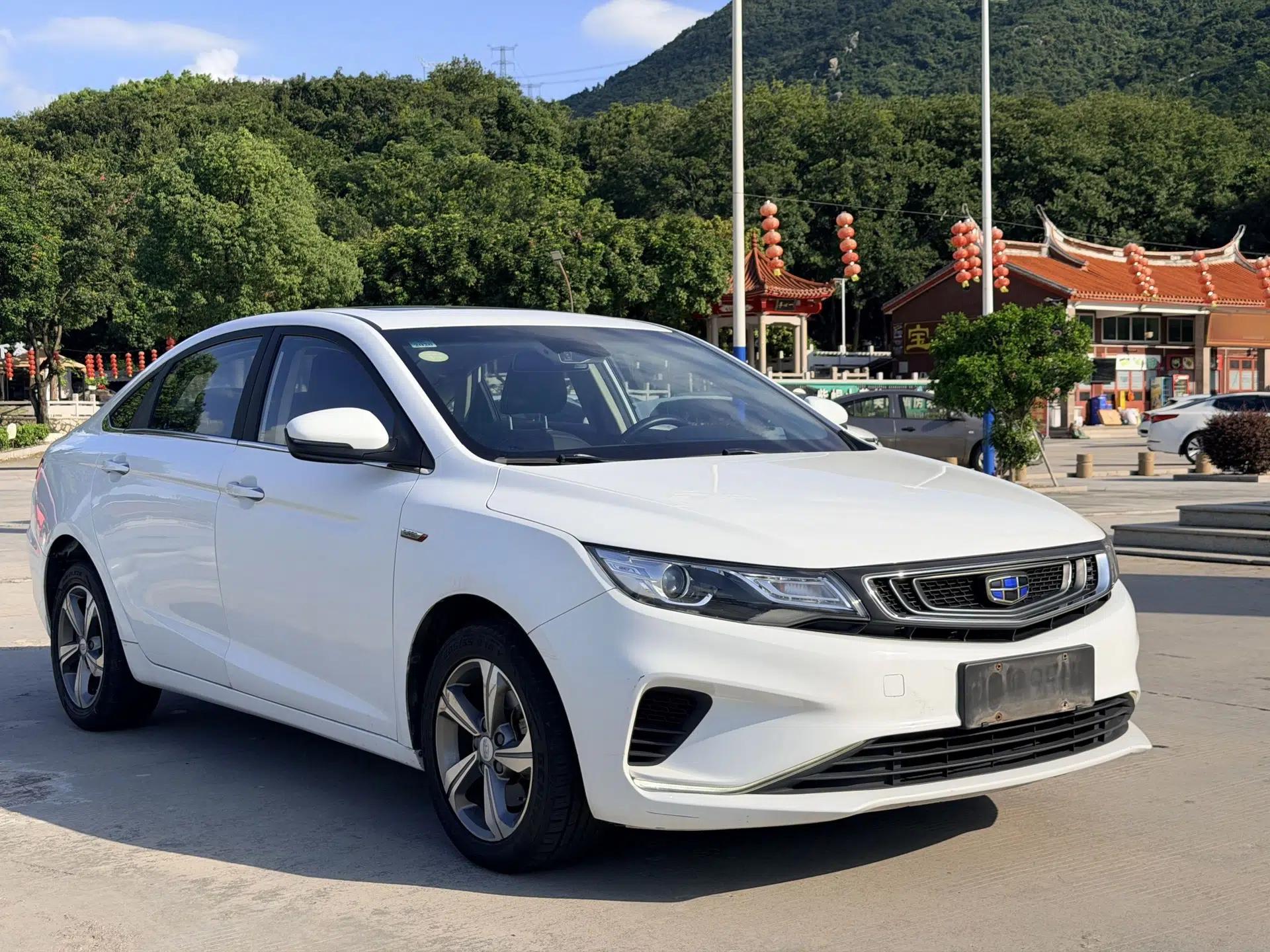 Geely Auto Emgrand GL 2018 1.4T DCT Elite Smart Connectivity Version — миниатюра 3